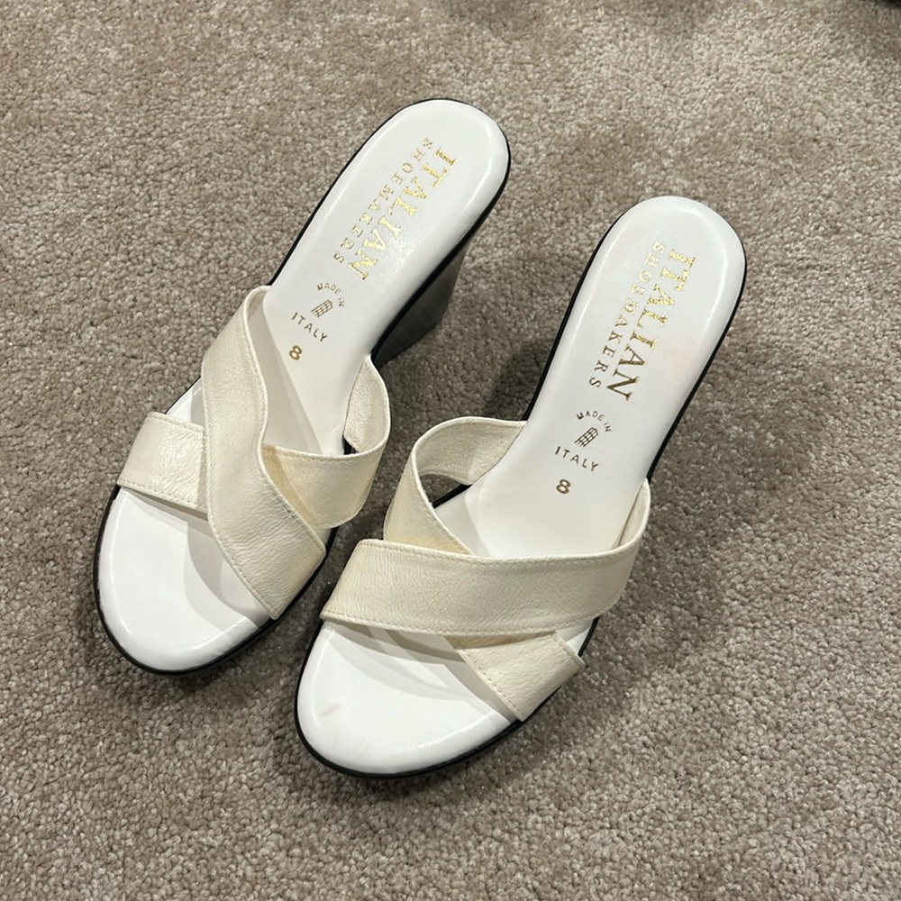 Italian Shoemakers Women’s  Two Toned Wedge Shoe